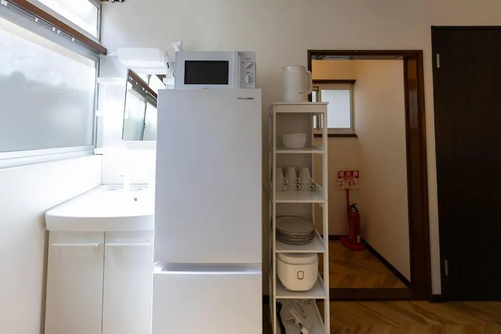 駐車場無料！静かな住宅街　５つの寝室でご家族でゆっくりお過ごし頂けます　7台の寝具で最大14名様まで Βίλα Οσάκα Ιαπωνία
